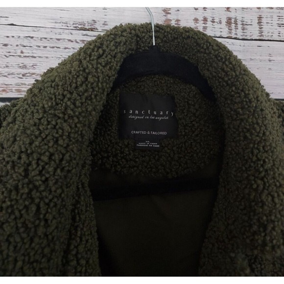 Sanctuary XL Green Fuzzy Collared Faux Fur Short Coat has Missing Button - Picture 5 of 11